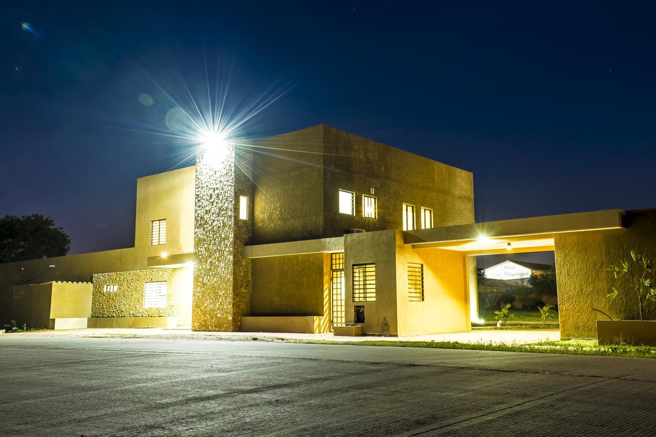 El Suto-Aparthotel San Jose de Chiquitos Exterior photo