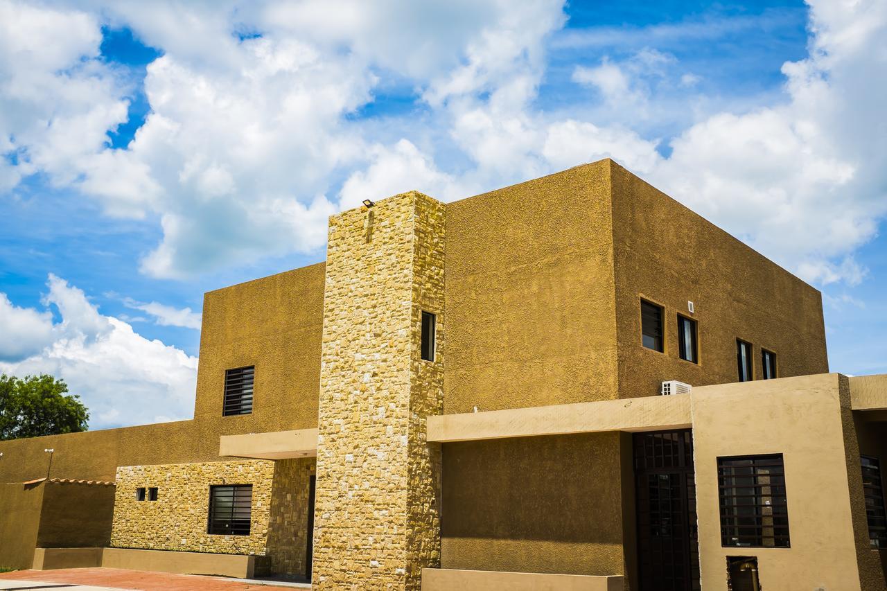 El Suto-Aparthotel San Jose de Chiquitos Exterior photo
